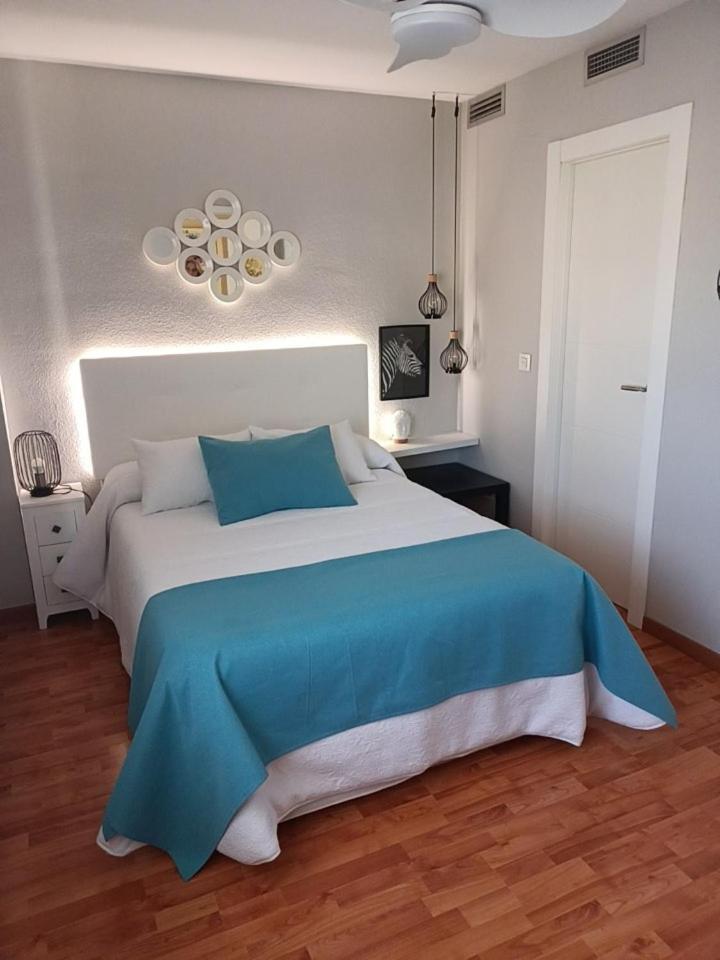 Apartamento primera línea playa Muchavista El Campello con piscina Exterior foto